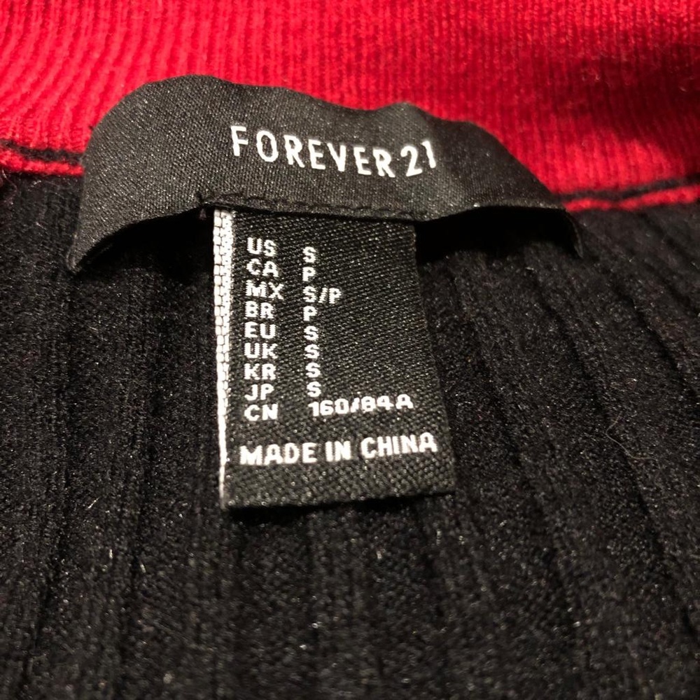 Pullover Sweater - image 5